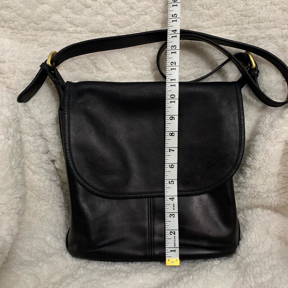 🛑✋✋🛑 Coach vintage Whitney bag  style #4115 - Picture 3 of 10